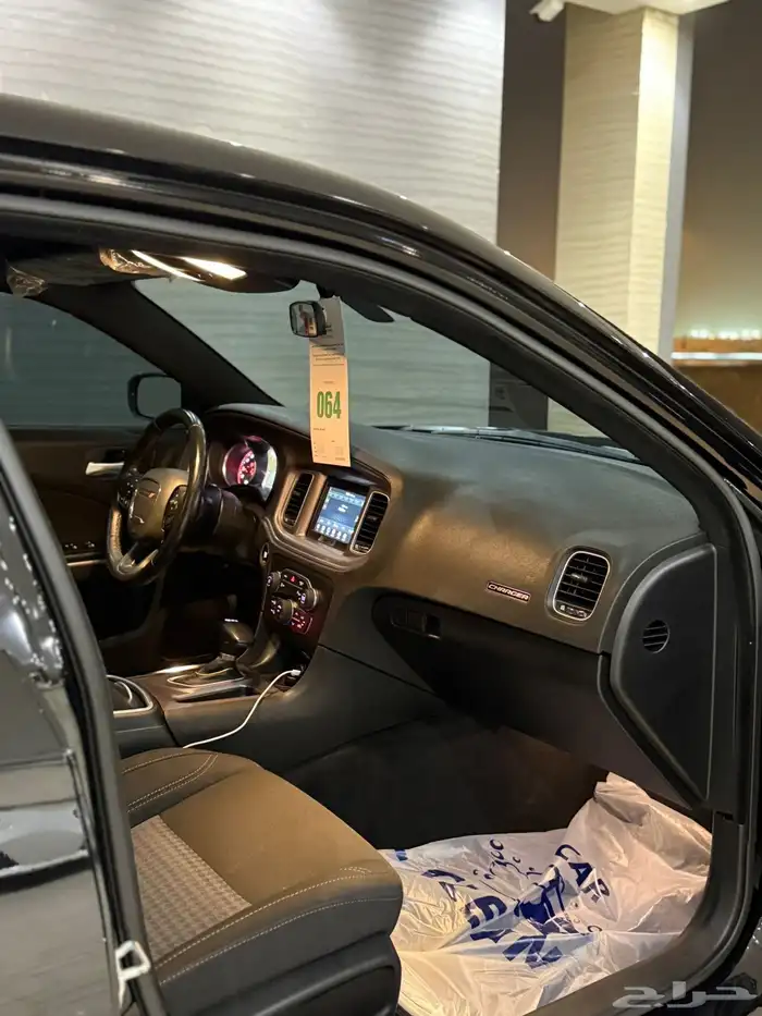 شارجر 2023 SXT ممشي قليل 36