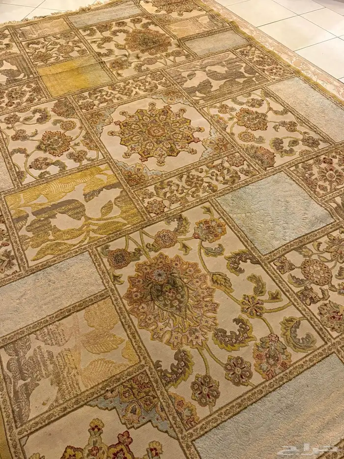 اثاث كراسي كنبات سجاد طاولات 7