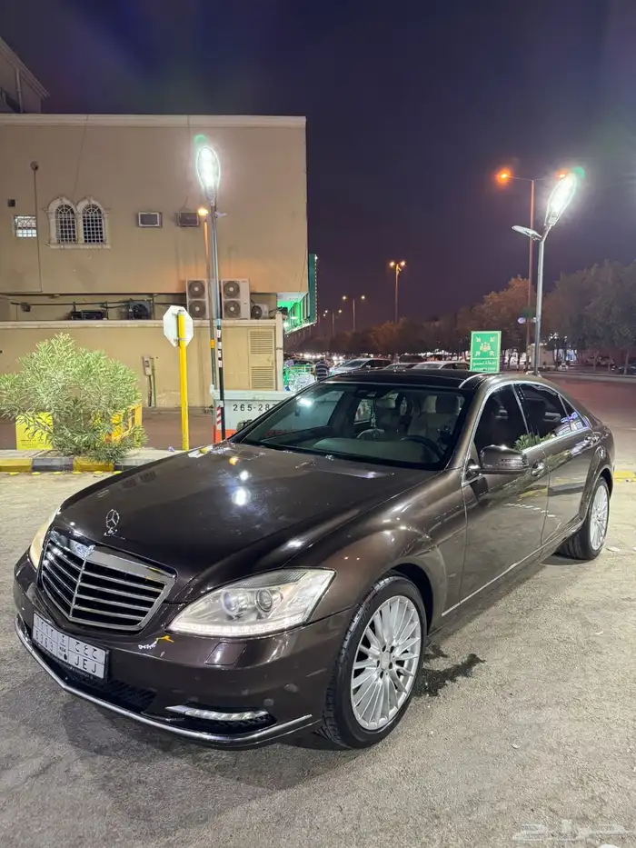 مرسيدس اس 300 2012 2