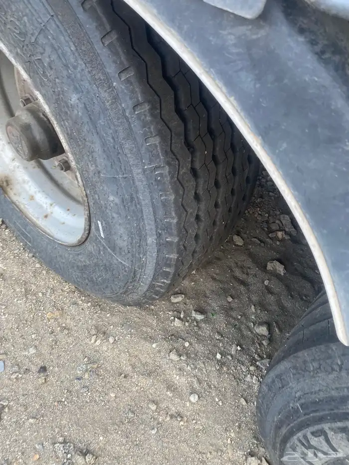 سطحه ثلاث محاور بي بي 12 8