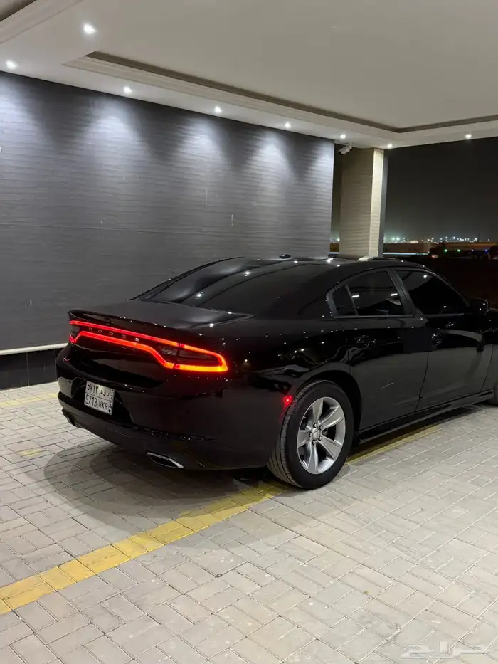 شارجر 2023 SXT ممشي قليل 23