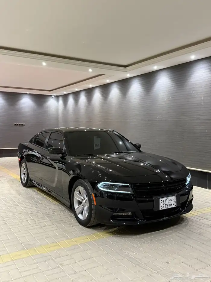 شارجر 2023 SXT ممشي قليل 1