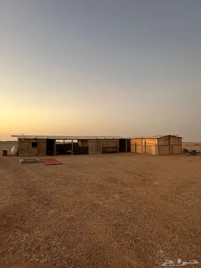 مخيم للبيع بالكامل ولا مفرق بعد كبري هيف طريق الدمام 5