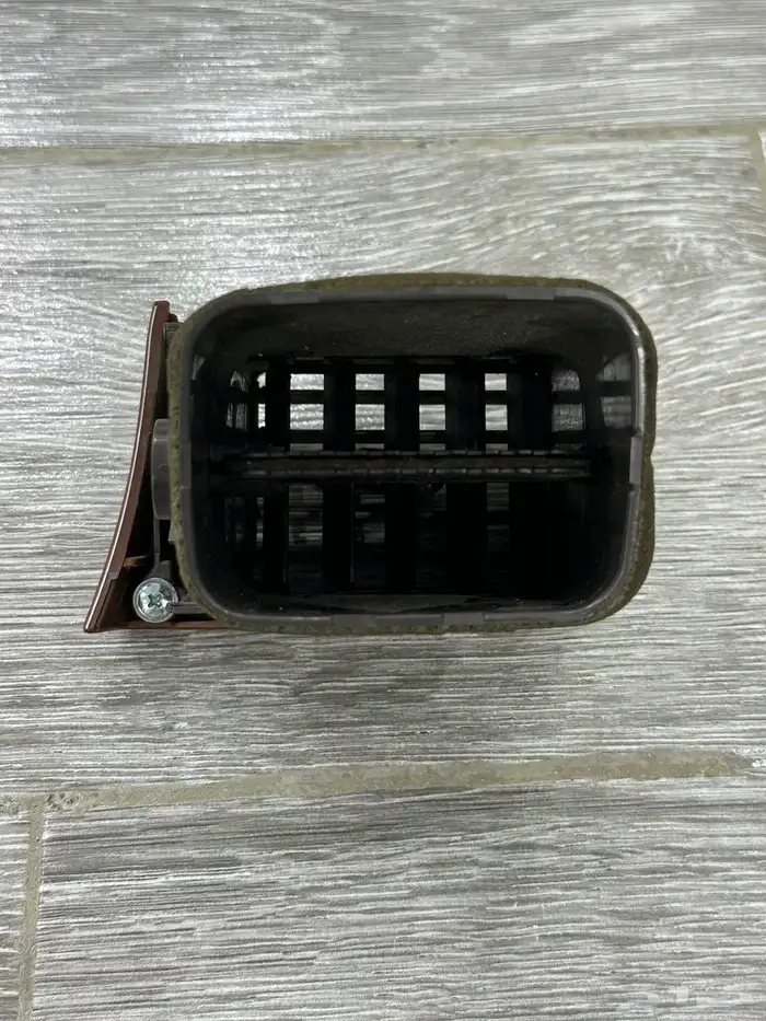 فريم شاشه لكزس وريش مكيف لكزس 430 وجهاز وزنون هله القديم 6