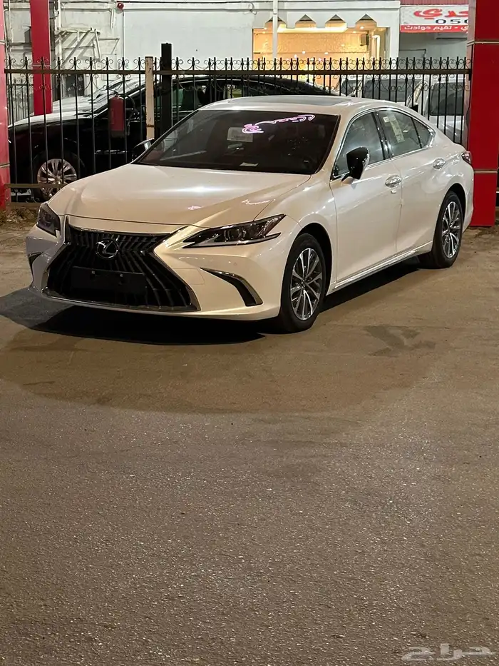 لكزس ES350 CA موديل 2025 خليجي بسعر 190.000 10