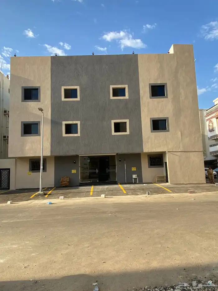 عمارة مجددة بحي الصفا 1