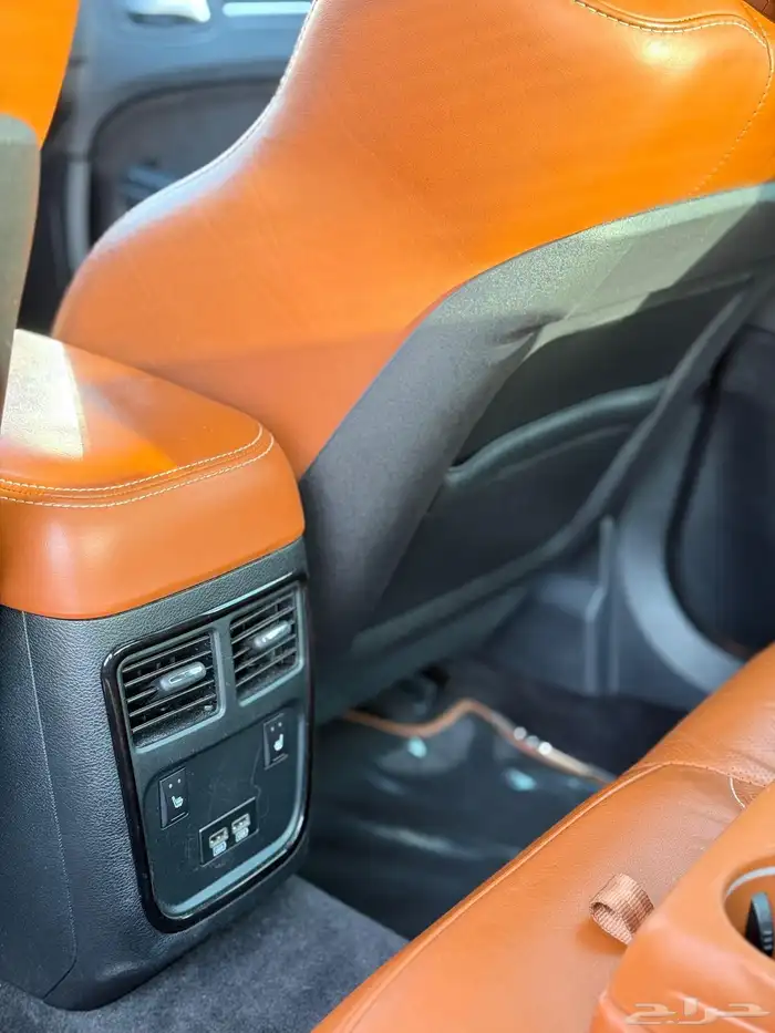 للبيع كرايسلر C300 SRT 11