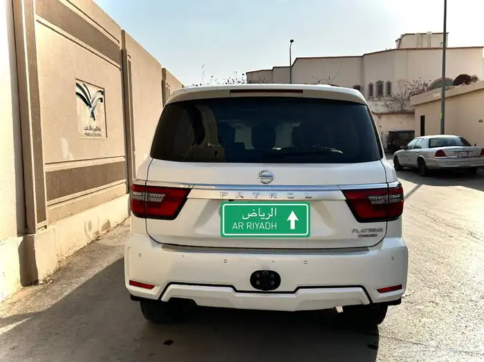 نيسان باترول بلاتنيوم v6 2020 0