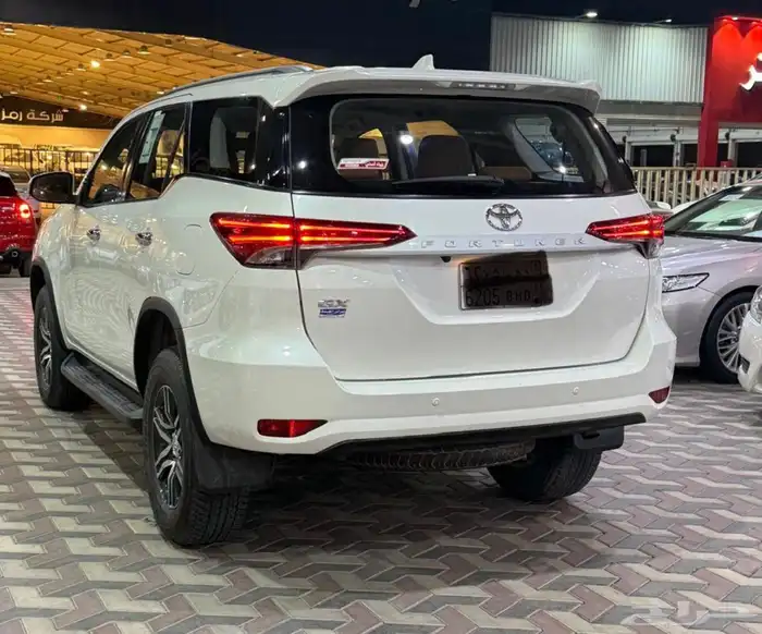 جيب فوتشنر GX موديل 2021 بنزين شبه وكاله 5