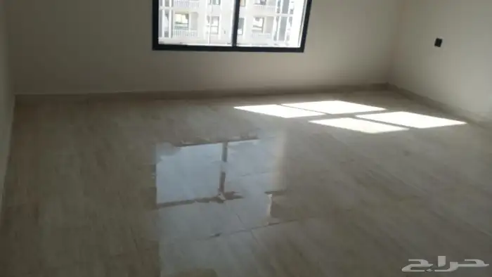 للبيع شقة بعمارة سكنية 220م - الرياض حي ديراب 2