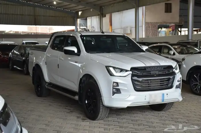 ايسوزو ديماكس GT 2023 1