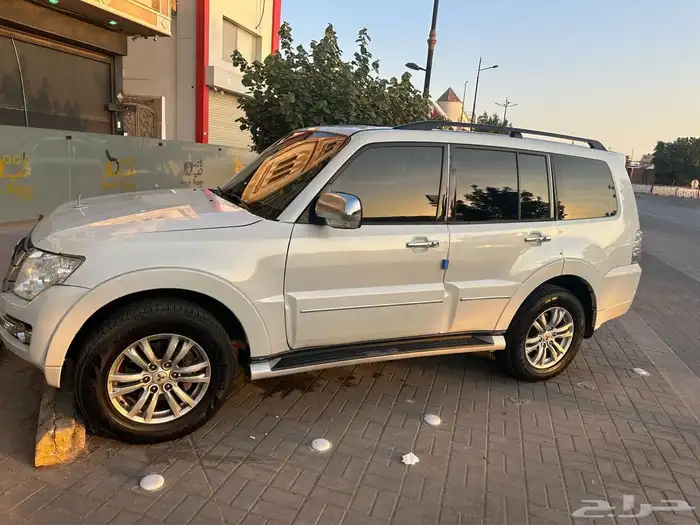 باجيرو 3800 موديل 2018 العلامة الذهبية بنزين مكينة كبيرة 10