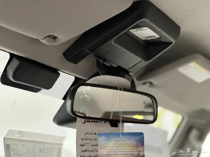 تويوتا ربع V6.2025فل كامل رفرف بريمي بنزين 40عام 12
