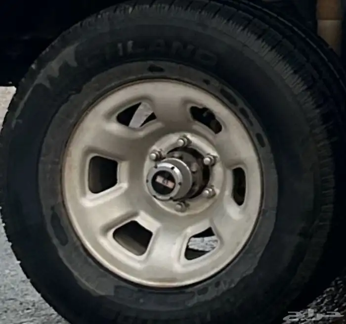 للبيع قطع فتك نيسان 2003 داخليه بيج 43