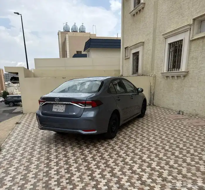 كرولا مكينة 2000 للبيع 4