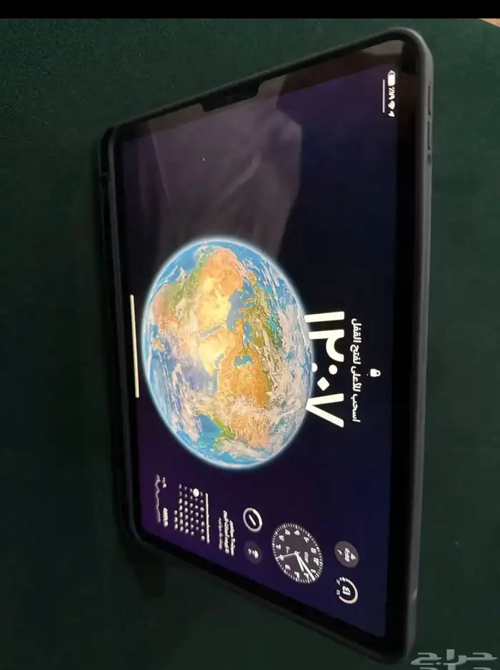 ايباد برو 2022 اسود 0
