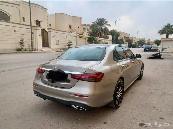 مرسيدس E300 2021 5