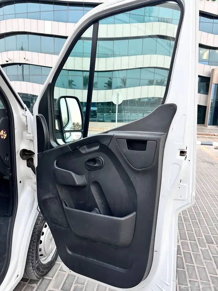 فان رينو ماستر 2020 ديزل ممشى قليل سقف مرتفع 19