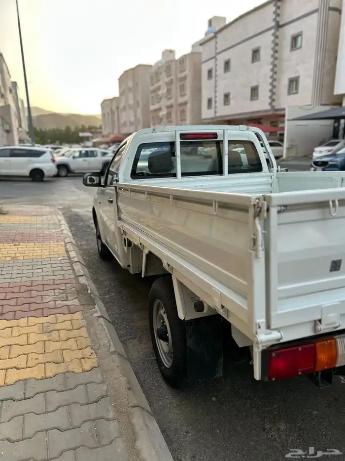 للبيع ايسوزو 2022 ديزل غماره جوانب 5