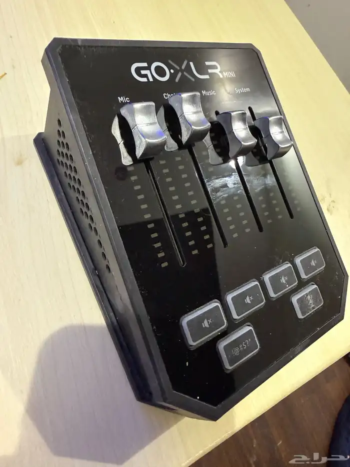 Goxlr mini بجميع ملاحقته 1