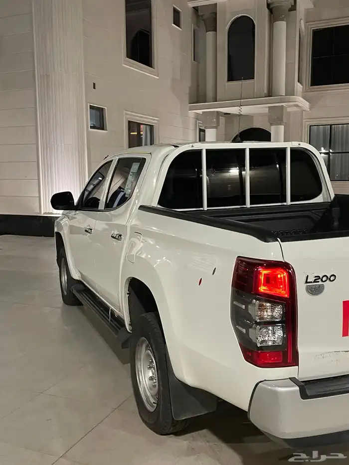 ميتسوبيشي L200 4