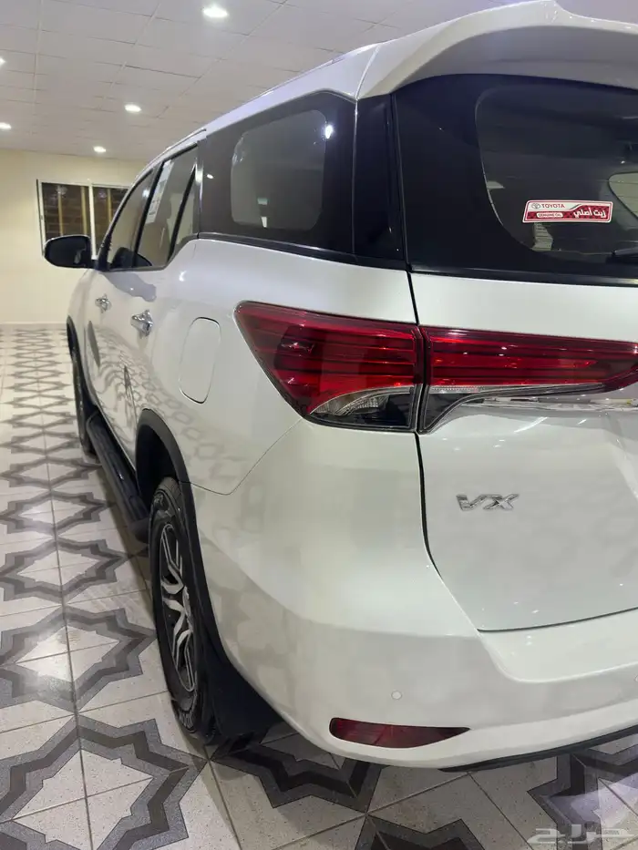 فورشنر 6 سلندر دبل (VX) 2023 ( بحالة الوكالة ) 5