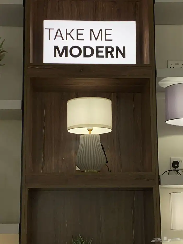 تصميم وتصنيع بوكسات اكريلك مضيئة 2