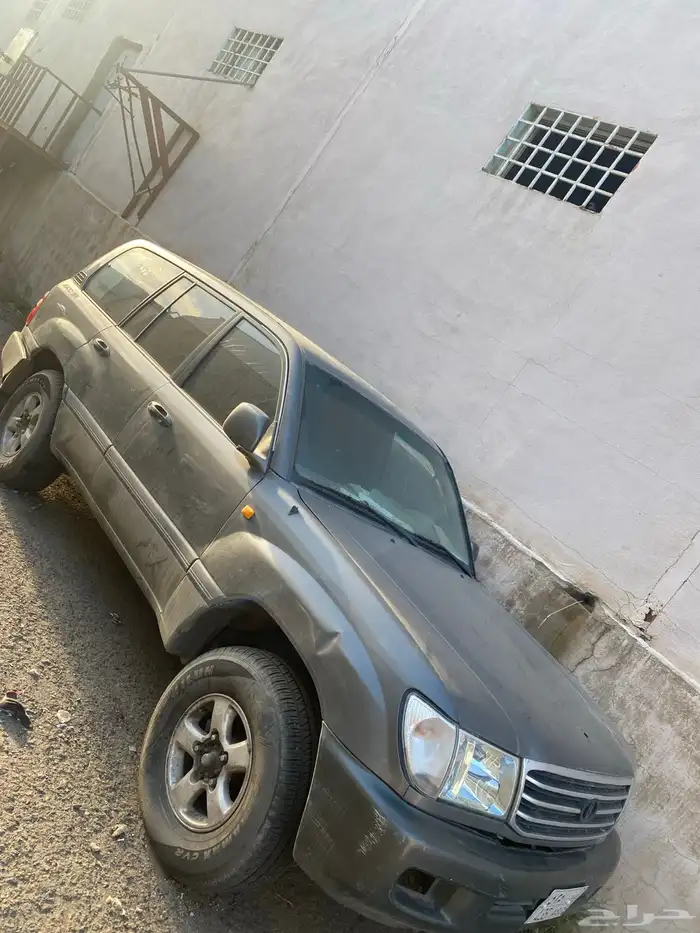 صيانة سيارة صالون 2001 بالكامل 0