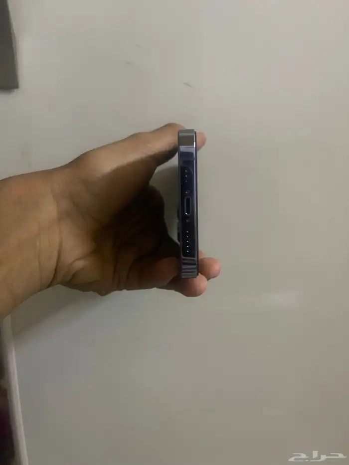 ايفون 13 pro 256 بسعر مستحيل البيع مستعجل 4