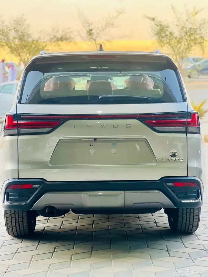 لكزس LX600 BB 2025 وارد سعودي 3