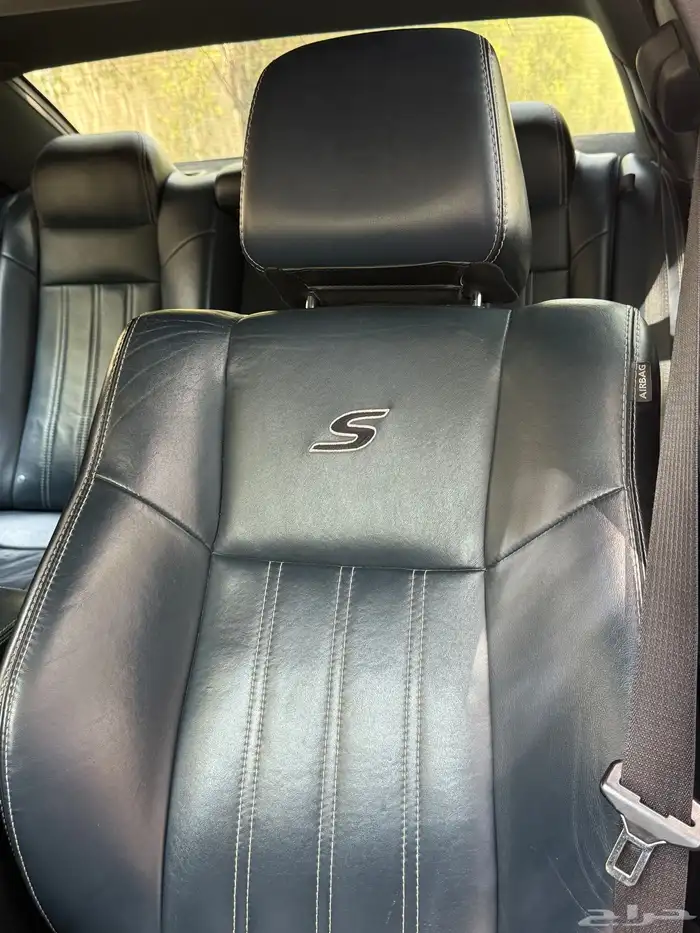 كرايسلر2016 V8 S300 فل كامل 40