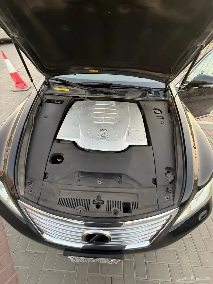 لكزس 460L سعودي موديل 2011 لارج فل الفل رادار كرسي طيار 46
