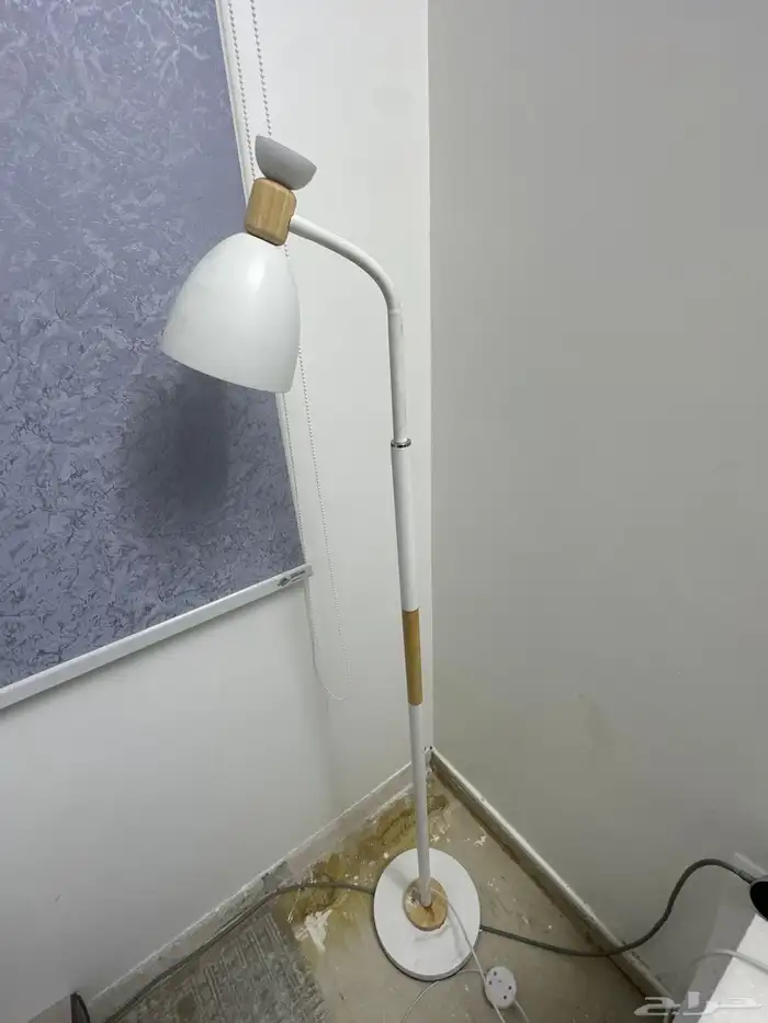 تسريحه جديده للبيع مع مرايتها و كنبه ايكيا 14