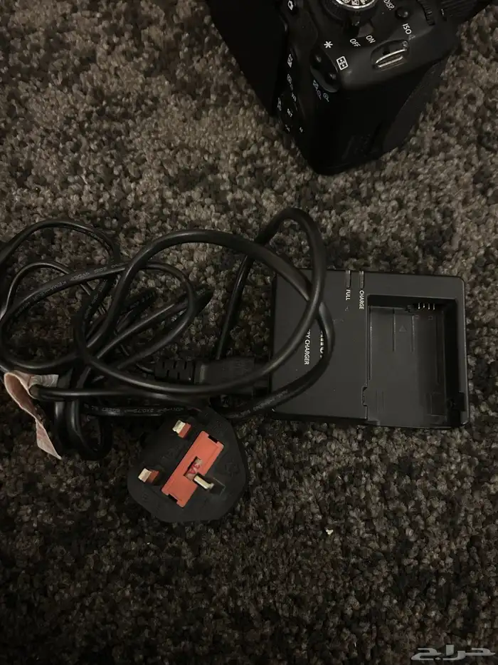 كاميرا Canon EOS 600D مع عدسة   شاحن   ذاكرة 32GB 3