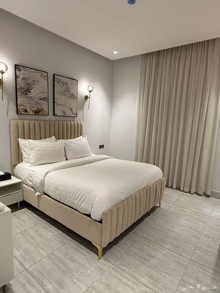 شقة مؤثثة فاخرة في حي العارض 8