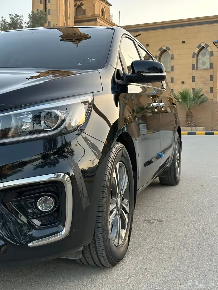 كيا كرنفال 2019 نص فل ماشي 77 33