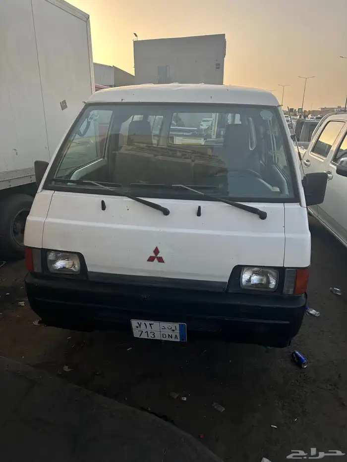 فان ميتسوبيشي مغلق موديل 1999 نوع الوقود بنزين مفحوص مجدد 1