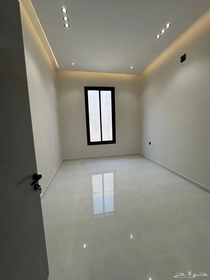 شقه مؤسس مصعد حي البيان 6