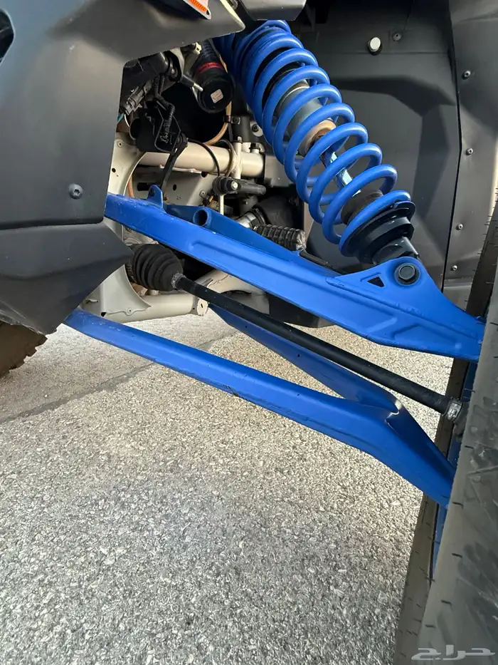 بقي 4 ركاب كانام موديل 22 مافريكX3 R turbo 24