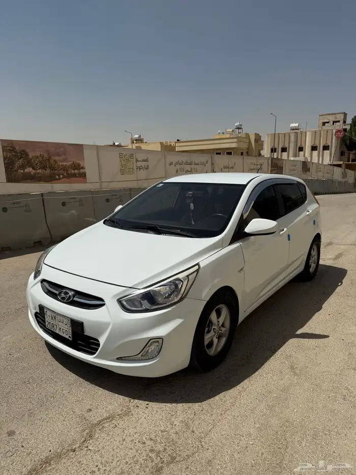 هونداي  اكسنت هاتش باك ( ديزل ) 3