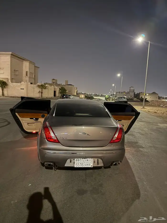 جاقوار موديل 2012 2