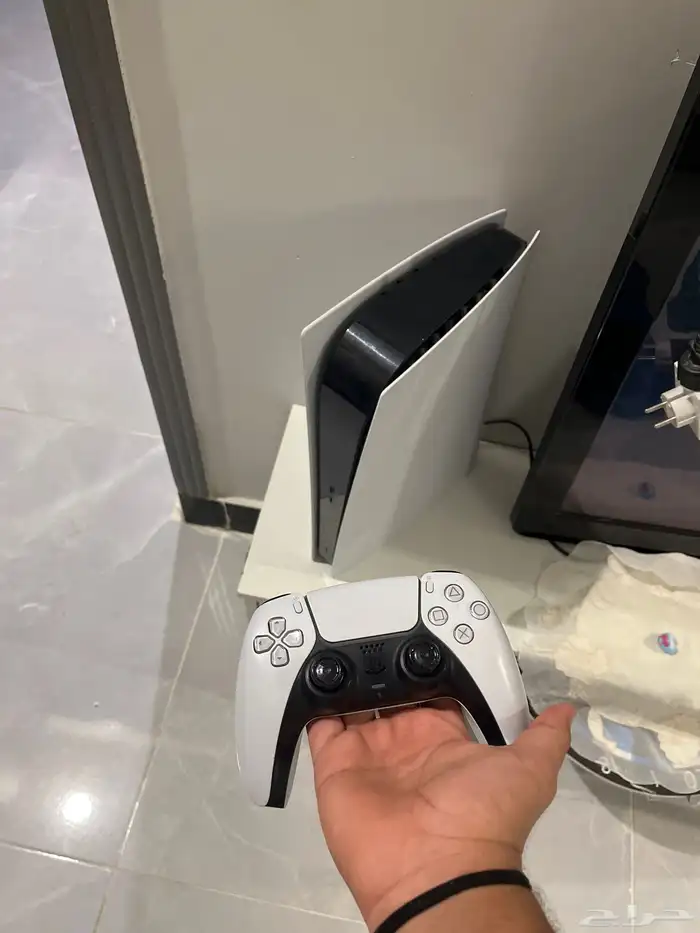 الأجهزة جديد وا نضيف على السوم 3