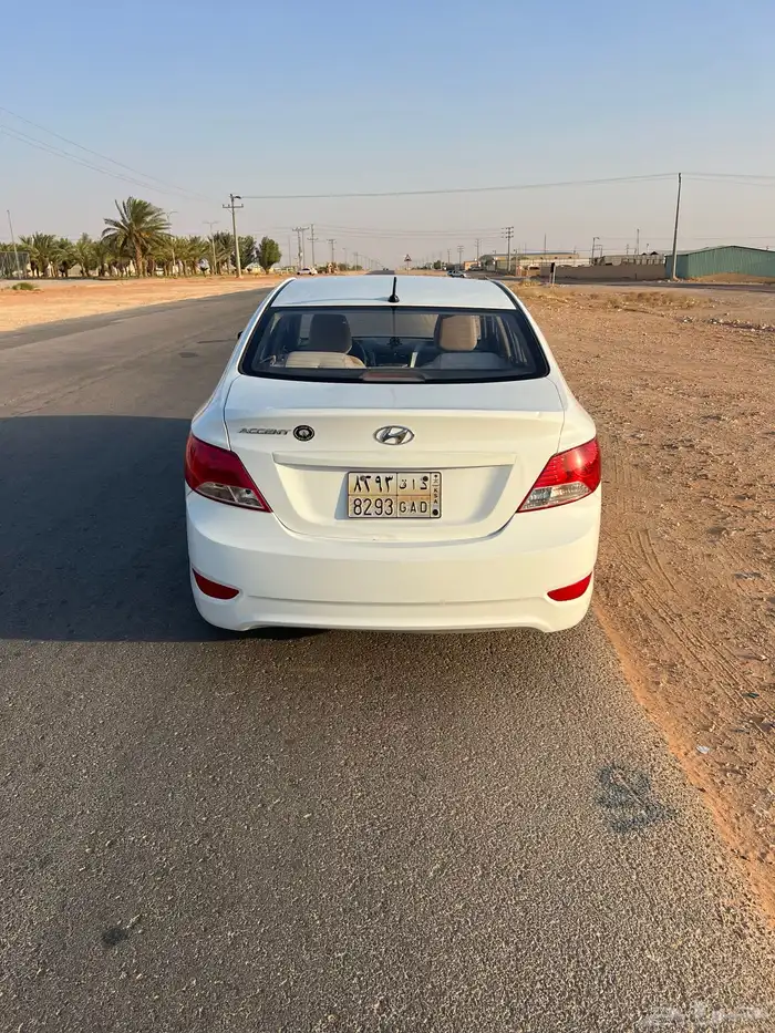 لبيع اكسنت2017 0