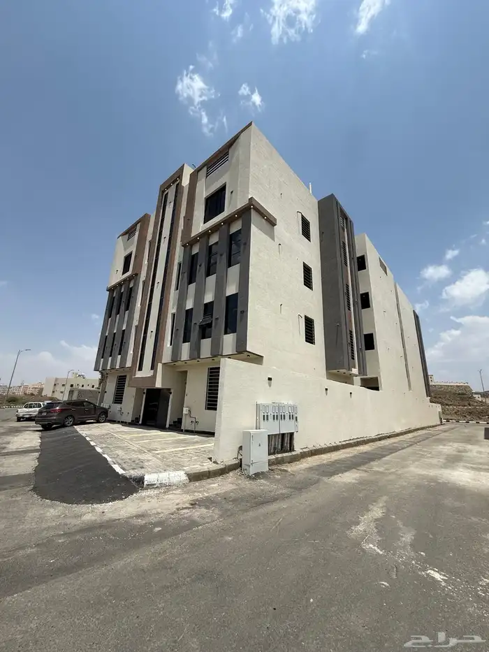 للبيع شقق ارضيه وعلويه بمصعد داخلي للسطح البديع ابها 2