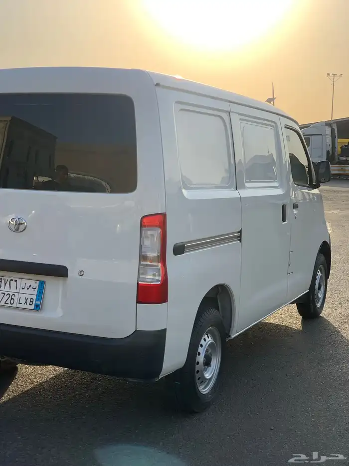 تويوتا باص اس لايت وكالة 2023 3