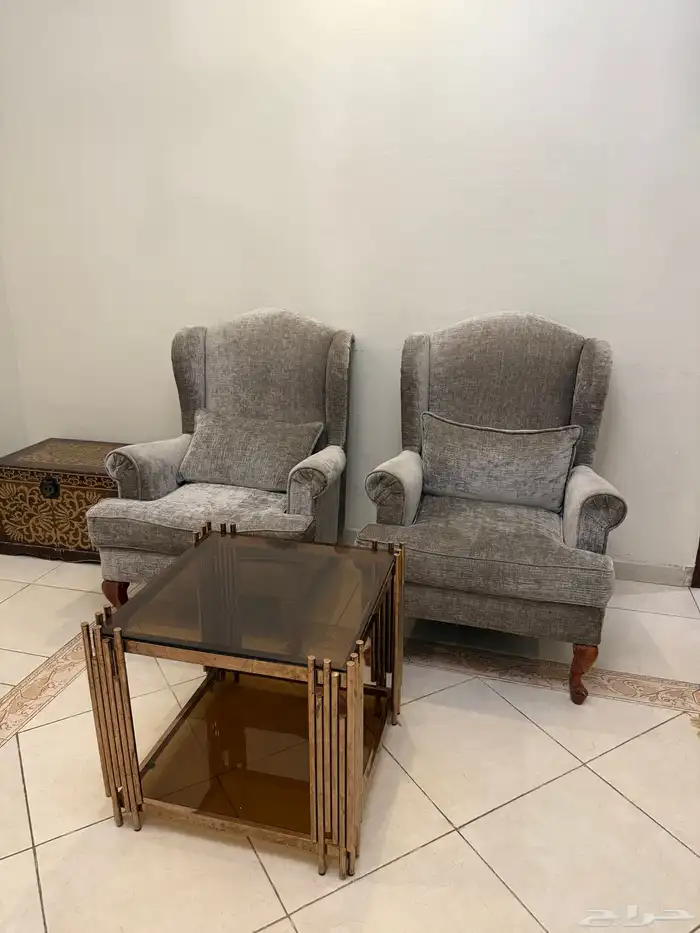 اثاث كراسي كنبات سجاد طاولات 5