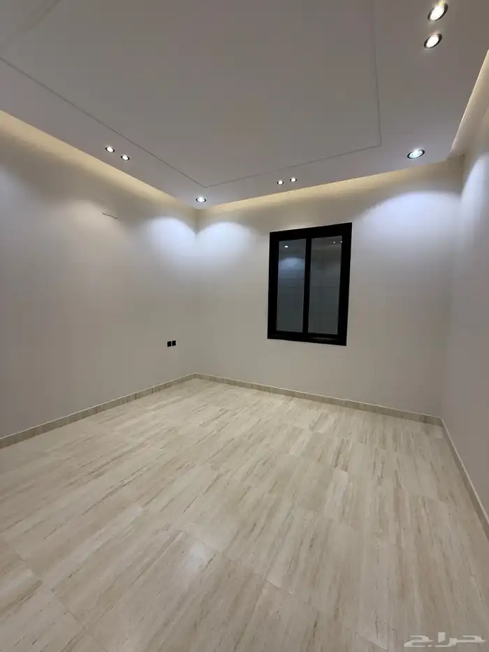 للبيع دور ارضى ودور علوى تشطيب ممتاز بدره الخميس 36