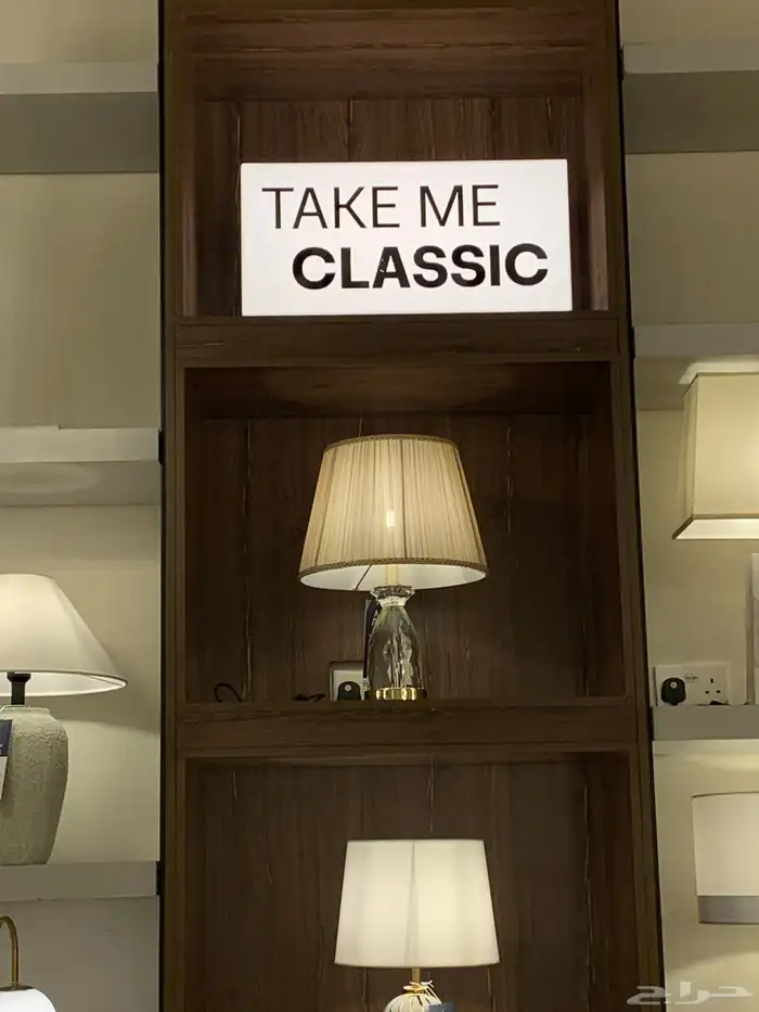 تصميم وتصنيع بوكسات اكريلك مضيئة 1