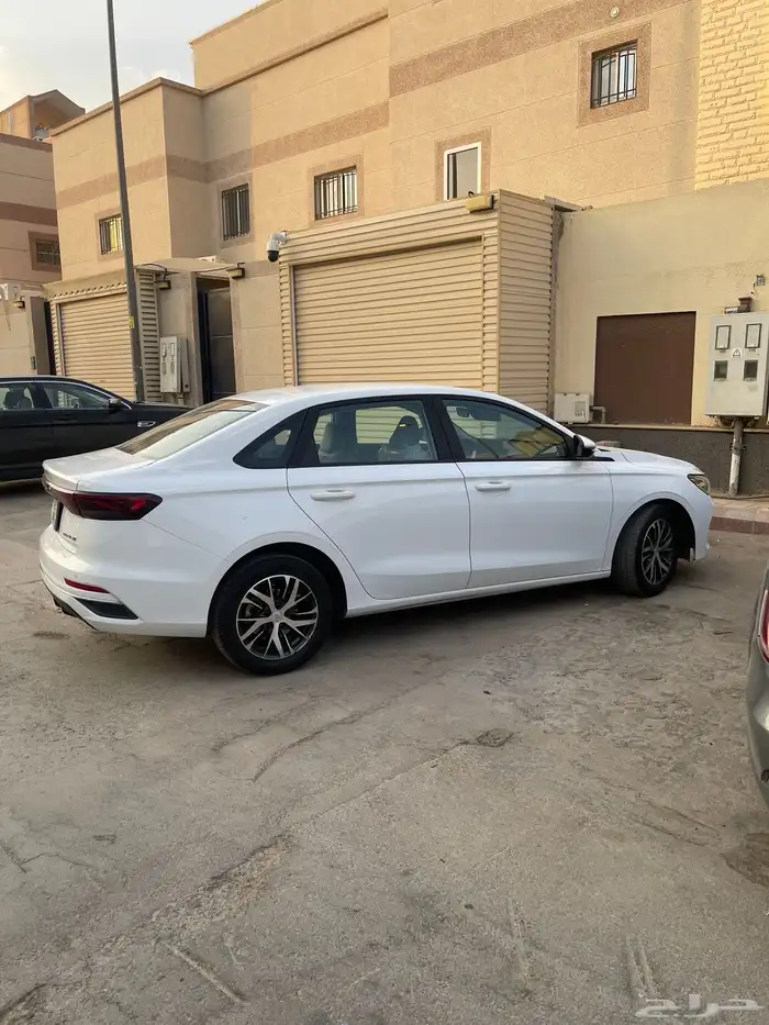 جيلي امجراند 7 3