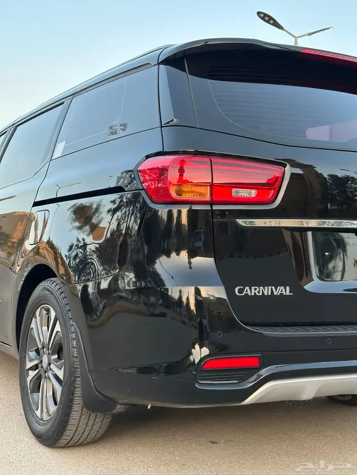 كيا كرنفال 2019 نص فل ماشي 77 10